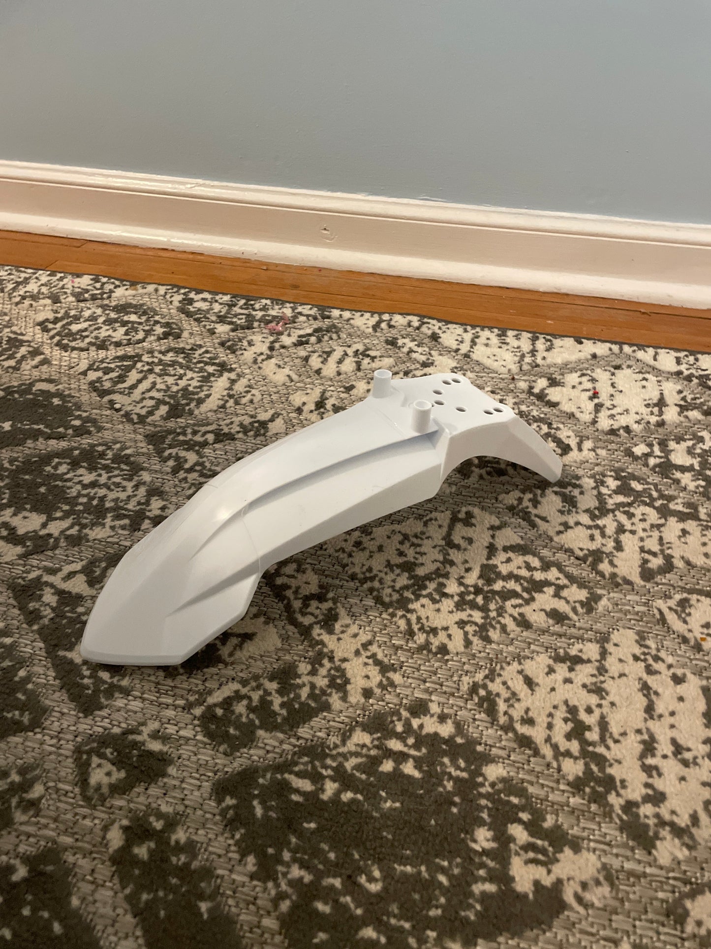 Yozma/strike fender